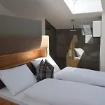 Landlust Otel Sankt Leonhard (Grodig)