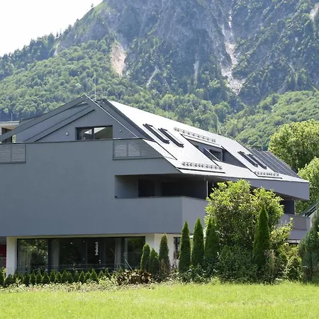 Landlust Otel Sankt Leonhard (Grodig)